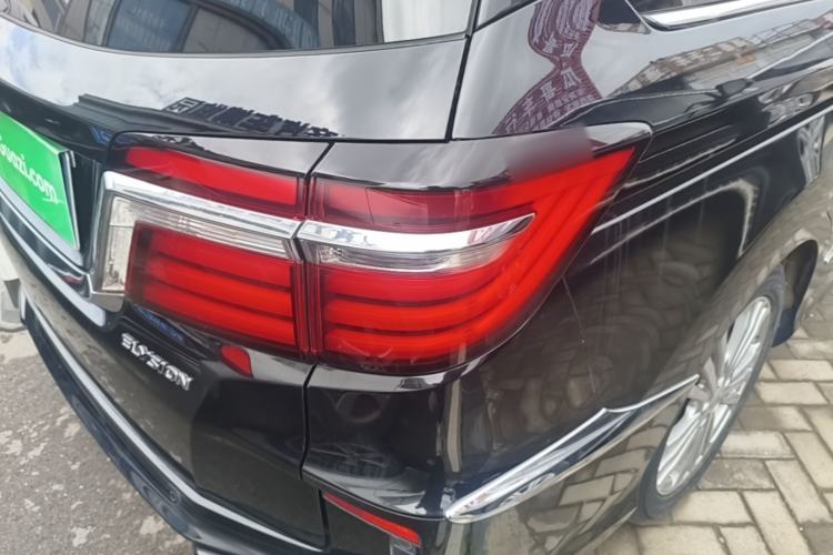 Used Honda Elysion 2016 2.4L Style Edition Right Rear Taillight