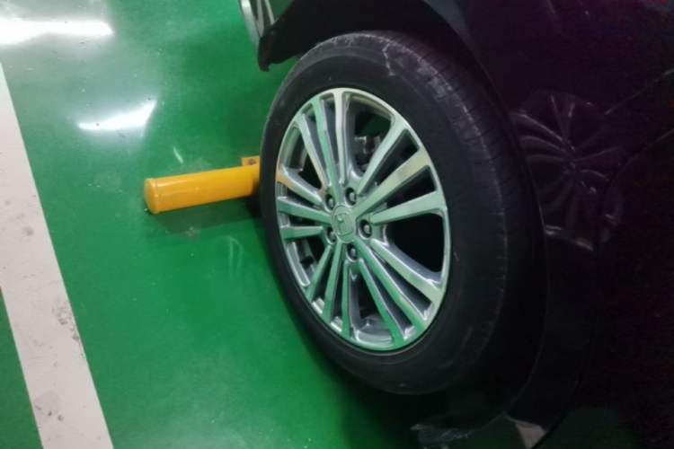 Used Honda Elysion 2016 2.4L Luxury Edition Right Rear Wheel Hub