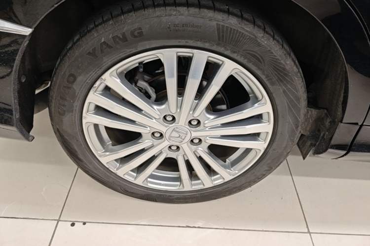 Used Honda Elysion 2016 2.4L Luxury Edition Right Rear Wheel Hub