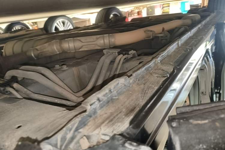 Used Honda Elysion 2016 2.4L Style Edition Right Side Sill