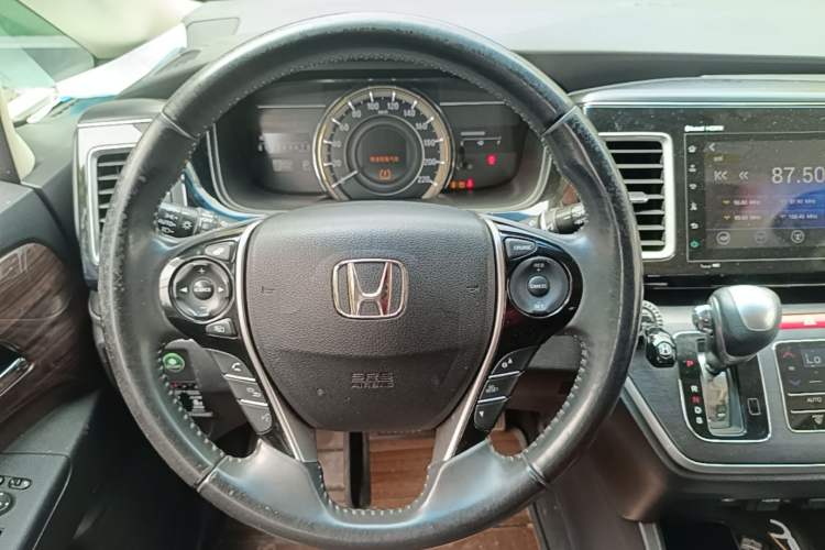 Used Honda Elysion 2016 2.4L Luxury Edition Steering Wheel