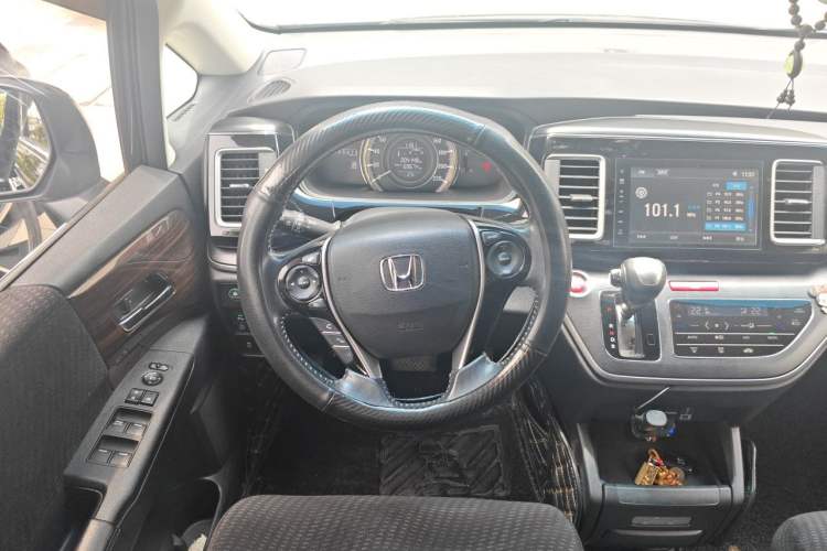 Used Honda Elysion 2016 2.4L Comfort Edition Steering Wheel
