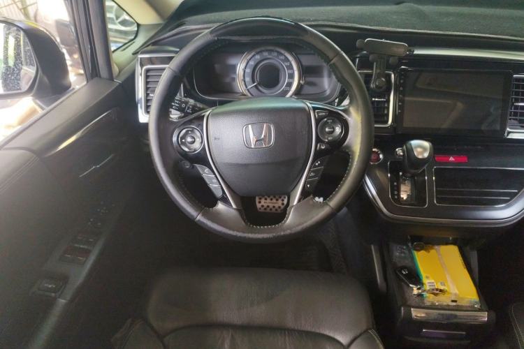 Used Honda Elysion 2016 2.4L Supreme Edition Steering Wheel