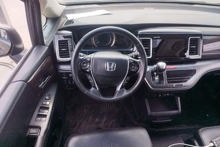 Used Honda Elysion 2016 2.4L Luxury Edition Steering Wheel