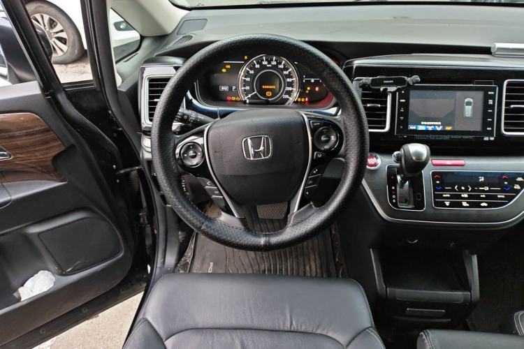 Used Honda Elysion 2016 2.4L Supreme Edition Steering Wheel