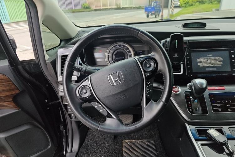 Used Honda Elysion 2016 2.4L Supreme Edition Steering Wheel