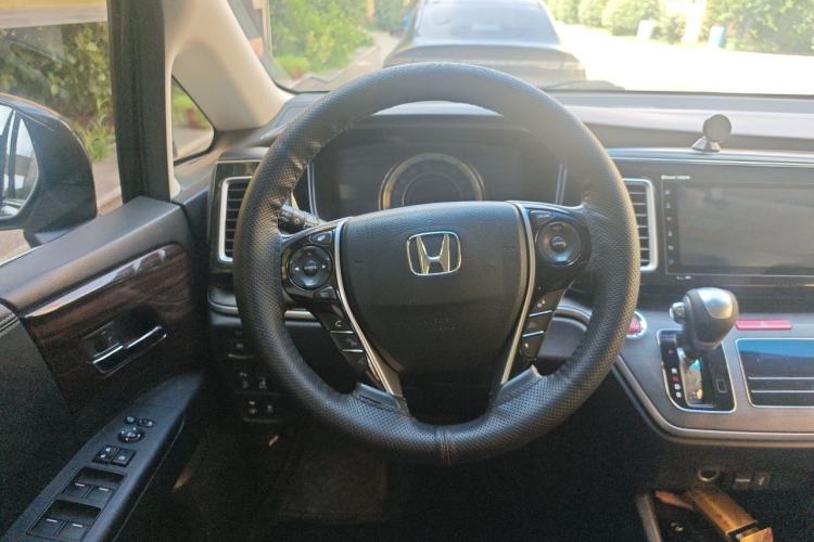 Used Honda Elysion 2016 2.4L Luxury Edition Steering Wheel