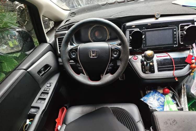 Used Honda Elysion 2016 2.4L Supreme Edition Steering Wheel