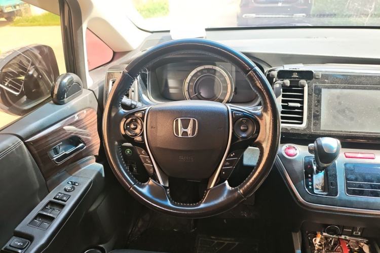 Used Honda Elysion 2016 2.4L Luxury Edition Steering Wheel