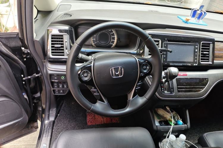 Used Honda Elysion 2016 2.4L Supreme Edition Steering Wheel