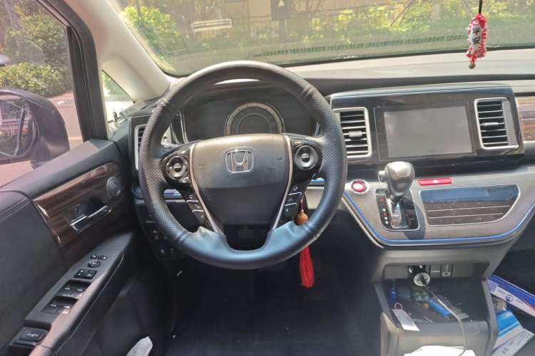 Used Honda Elysion 2016 2.4L Luxury Edition Steering Wheel