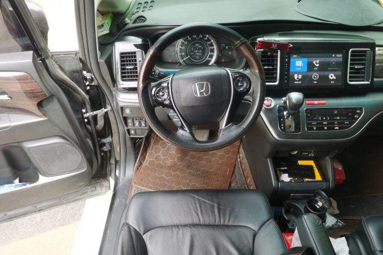 Used Honda Elysion 2016 2.4L Style Edition Steering Wheel