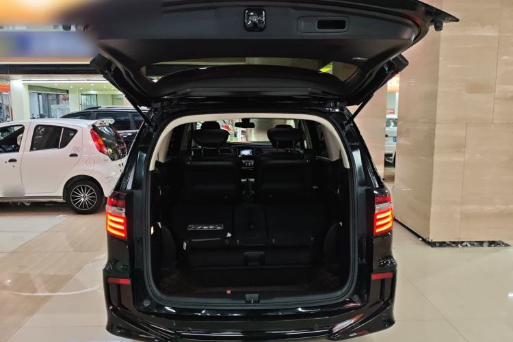 Used Honda Elysion 2016 2.4L Supreme Edition Trunk