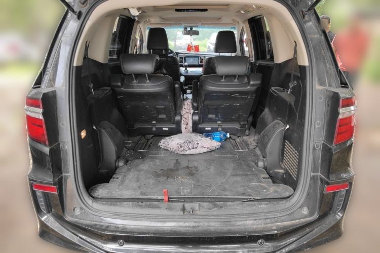 Used Honda Elysion 2016 2.4L Style Edition Trunk