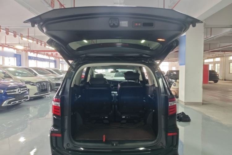 Used Honda Elysion 2016 2.4L Supreme Edition Trunk