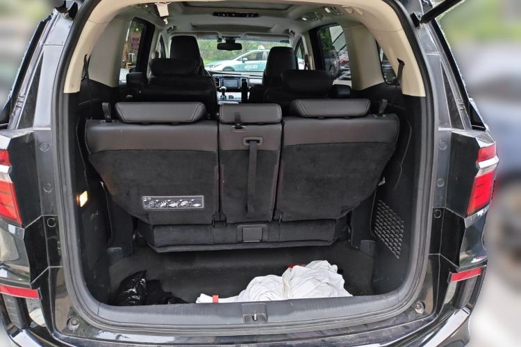 Used Honda Elysion 2016 2.4L Supreme Edition Trunk