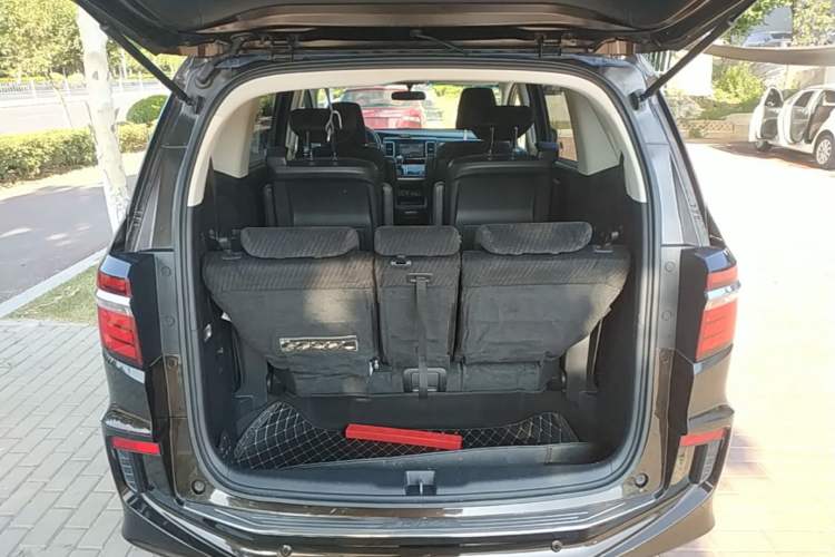 Used Honda Elysion 2016 2.4L Classic Edition Trunk