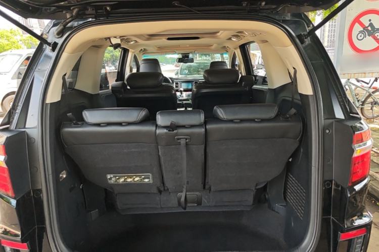 Used Honda Elysion 2016 2.4L Supreme Edition Trunk