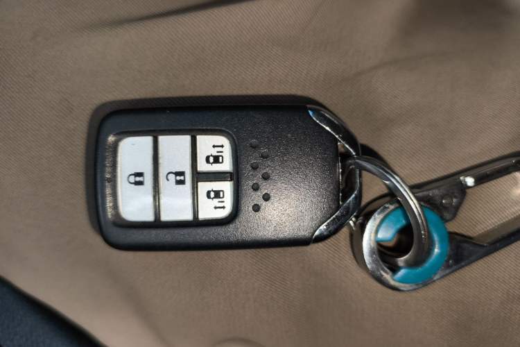 Used Honda Elysion 2016 2.4L Supreme Edition Vehicle Key