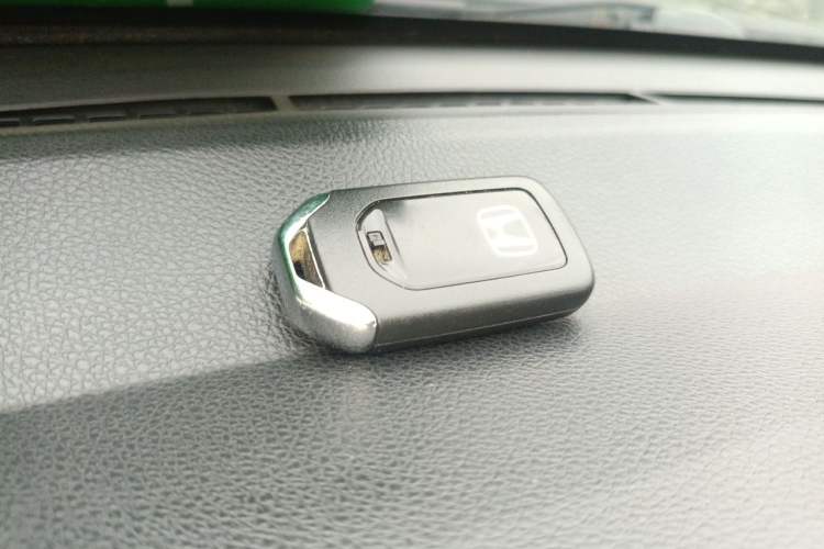Used Honda Elysion 2016 2.4L Supreme Edition Vehicle Key