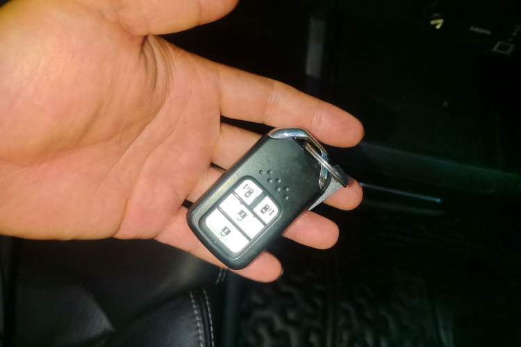 Used Honda Elysion 2016 2.4L Luxury Edition Vehicle Key