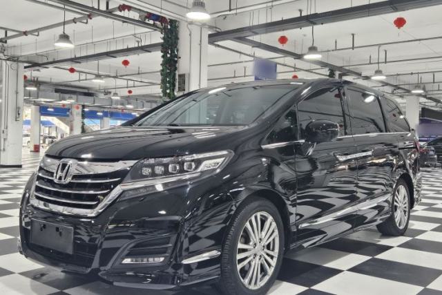 Używany Honda Elysion 2016 2.4L Luxury Edition
