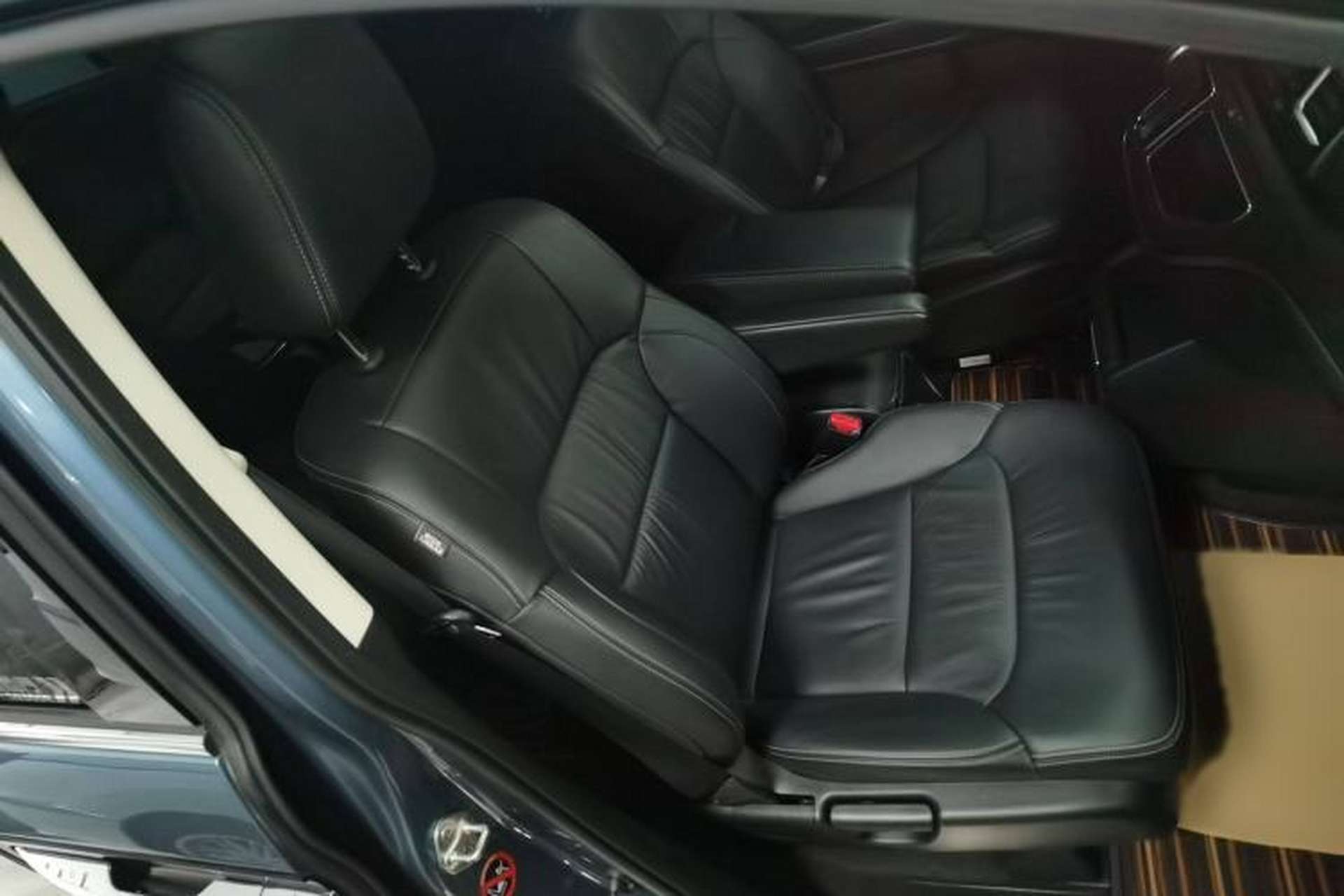Used Honda Elysion 2016 2.4L Supreme Edition Interior 1