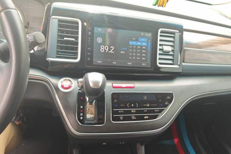 Used Honda Elysion 2016 2.4L Luxury Edition Audio And AC Panel