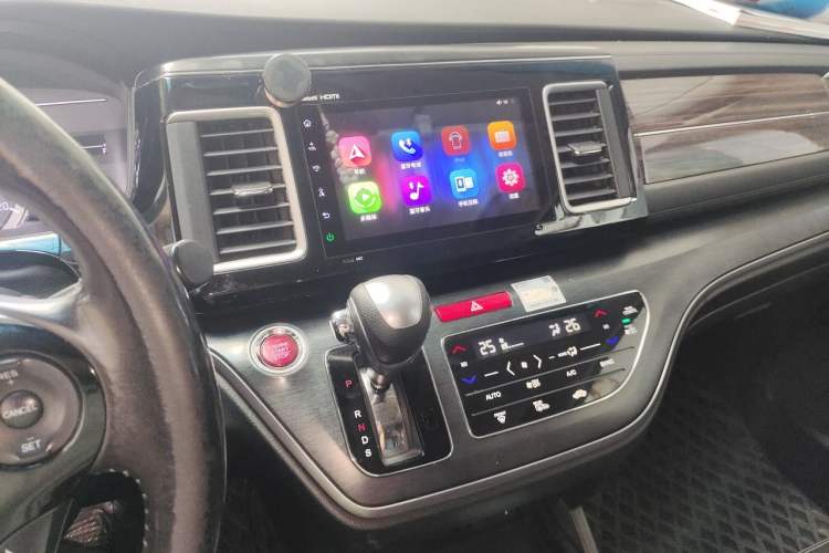 Used Honda Elysion 2016 2.4L Luxury Edition Audio And AC Panel