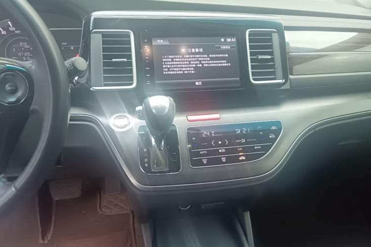 Used Honda Elysion 2016 2.4L Style Edition Audio And AC Panel
