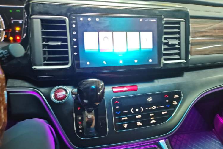 Used Honda Elysion 2016 2.4L Luxury Edition Audio And AC Panel
