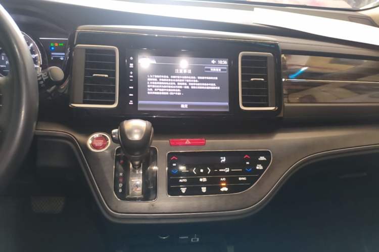 Used Honda Elysion 2016 2.4L Style Edition Audio And AC Panel