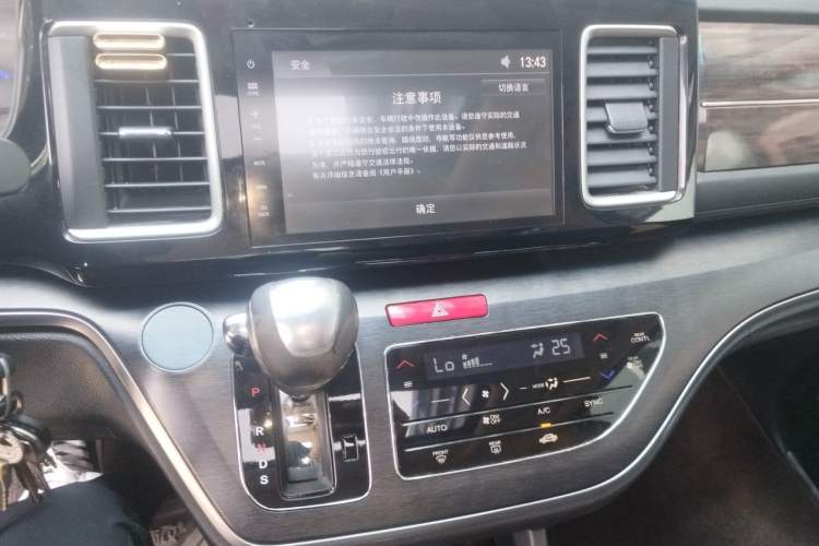 Used Honda Elysion 2016 2.4L Classic Edition Audio And AC Panel