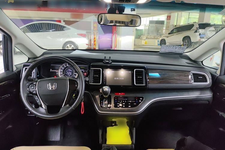 Used Honda Elysion 2016 2.4L Classic Edition Center Console