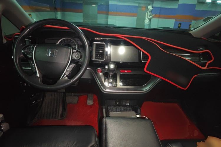 Used Honda Elysion 2016 2.4L Luxury Edition Center Console