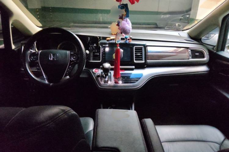 Used Honda Elysion 2016 2.4L Luxury Edition Center Console