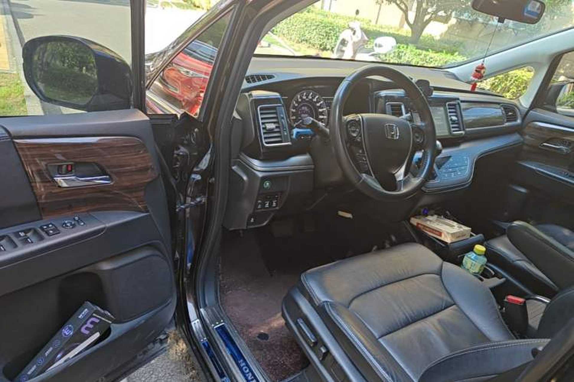 Used Honda Elysion 2016 2.4L Style Edition Driver Seat