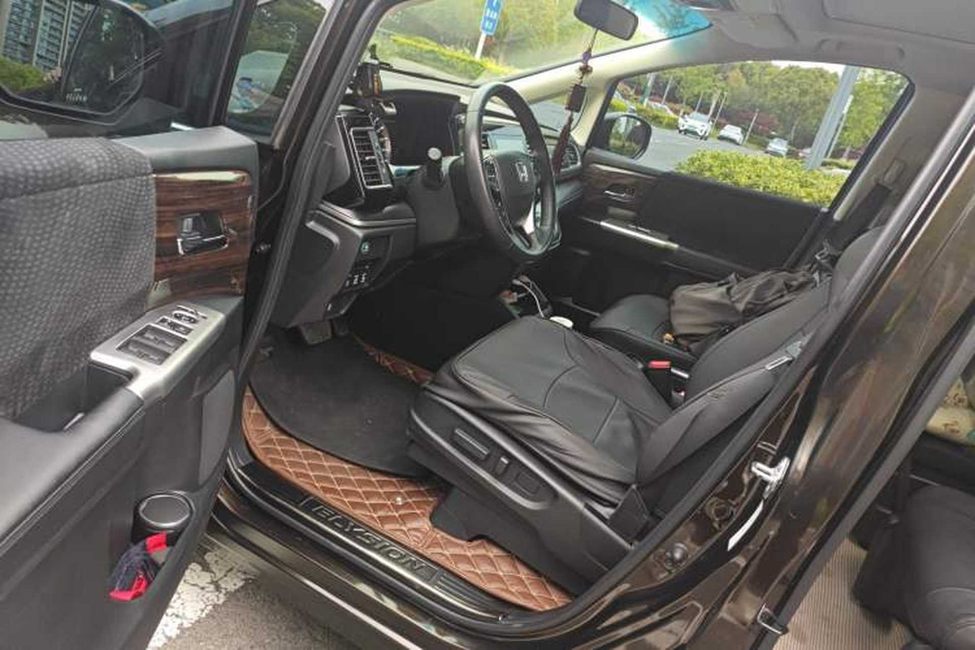 Used Honda Elysion 2016 2.4L Comfort Edition Driver Seat