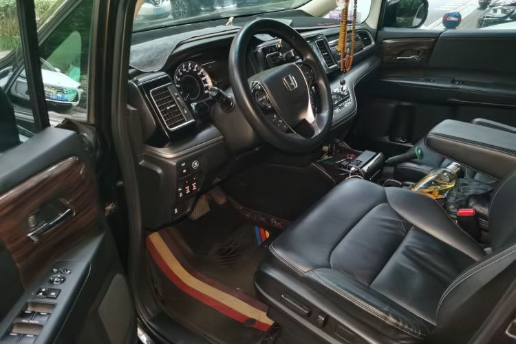 Used Honda Elysion 2016 2.4L Luxury Edition Driver Seat