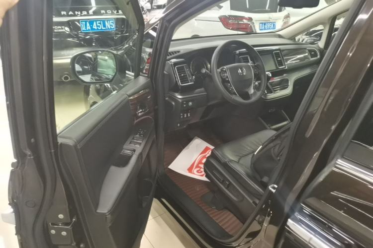 Used Honda Elysion 2016 2.4L Luxury Edition Driver Seat