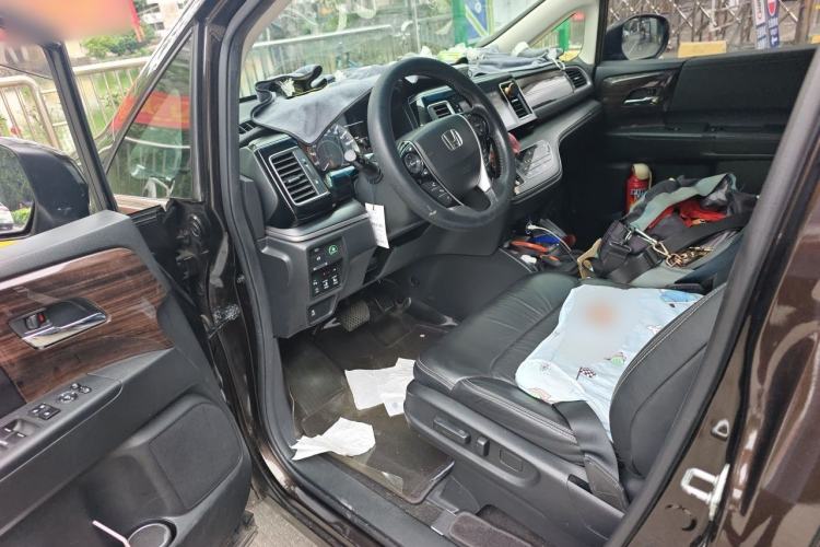 Used Honda Elysion 2016 2.4L Luxury Edition Driver Seat