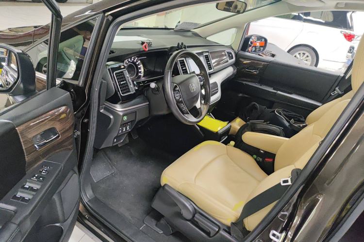 Used Honda Elysion 2016 2.4L Classic Edition Driver Seat