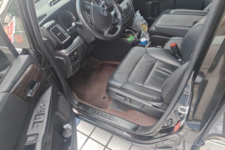 Used Honda Elysion 2016 2.4L Supreme Edition Driver Seat