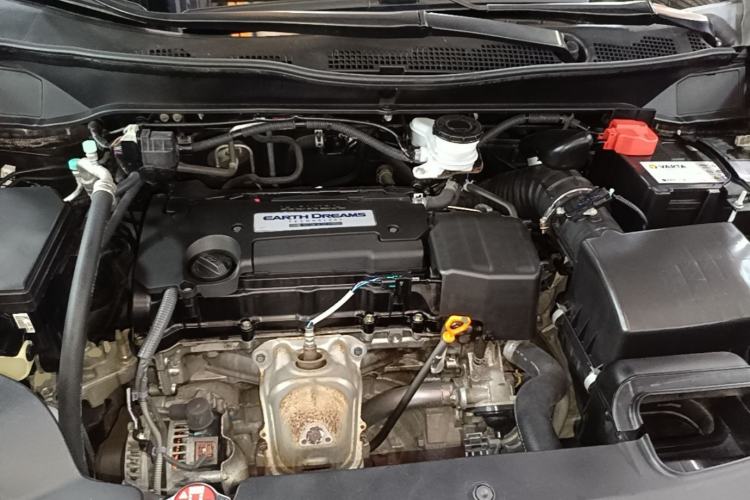 Used Honda Elysion 2016 2.4L Style Edition Engine Bay