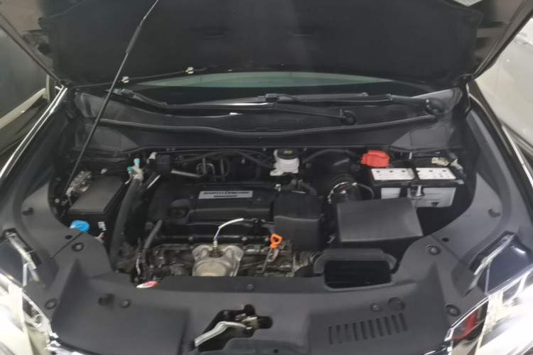 Used Honda Elysion 2016 2.4L Luxury Edition Engine Bay