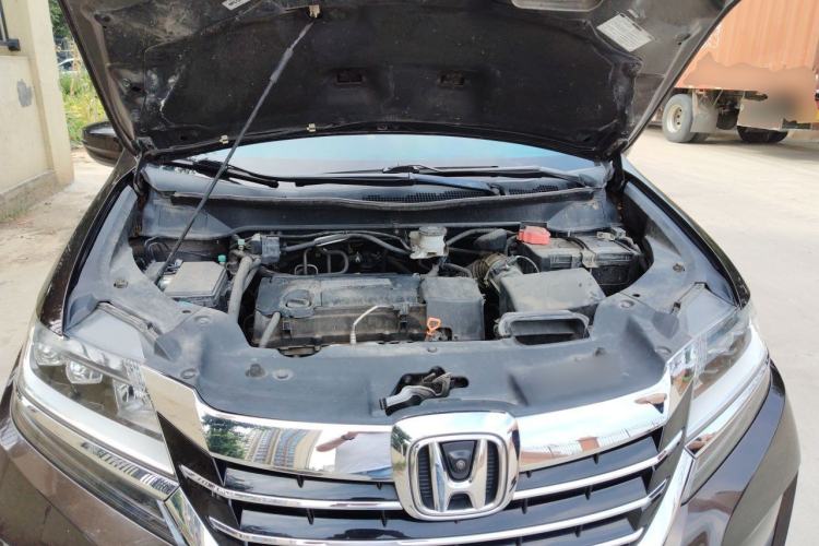 Used Honda Elysion 2016 2.4L Comfort Edition Engine Bay