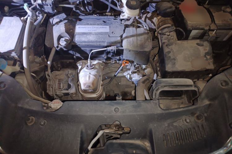 Used Honda Elysion 2016 2.4L Supreme Edition Engine Bay