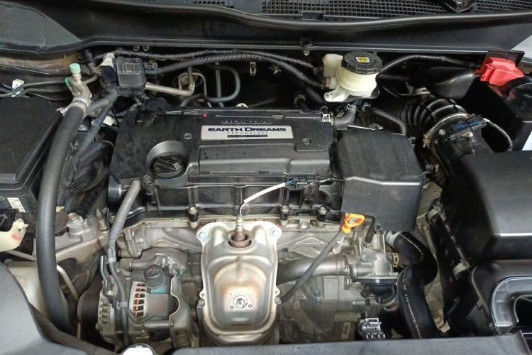 Used Honda Elysion 2016 2.4L Luxury Edition Engine Bay