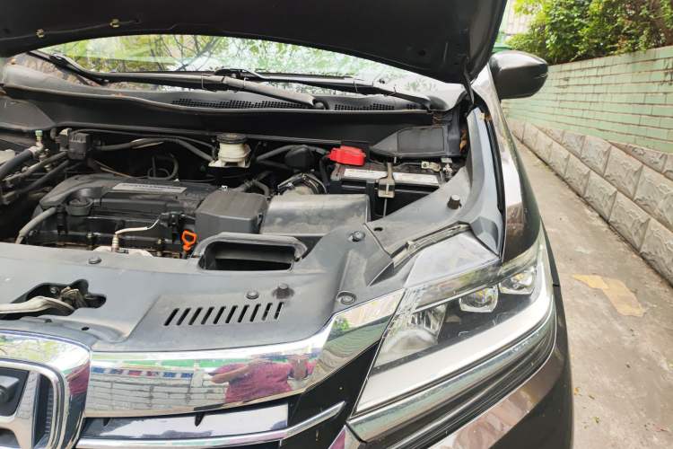 Used Honda Elysion 2016 2.4L Comfort Edition Engine Bay Left