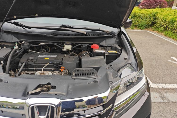 Used Honda Elysion 2016 2.4L Comfort Edition Engine Bay Left
